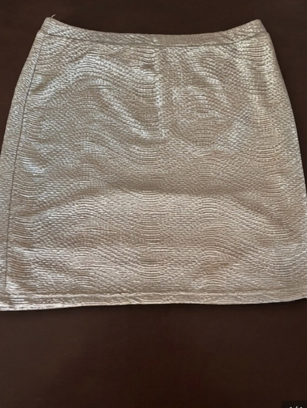 H&M Metallic Gold textured stretch mini skirt Size Small